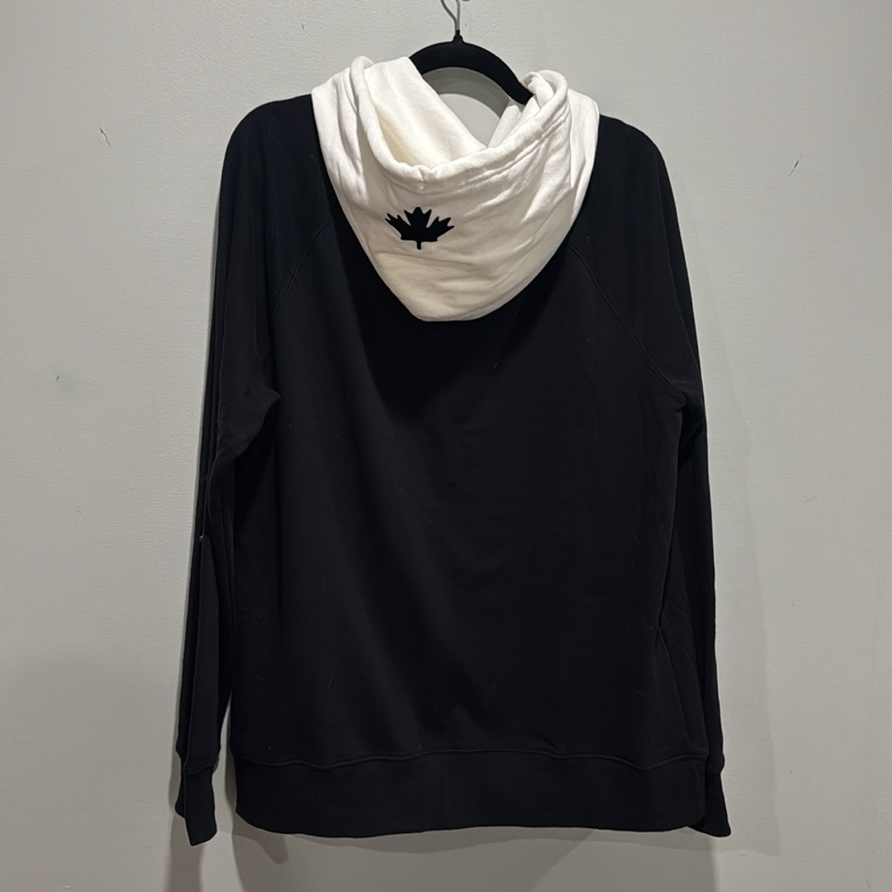 Men’s Roots Sweater - Picture 4 of 4